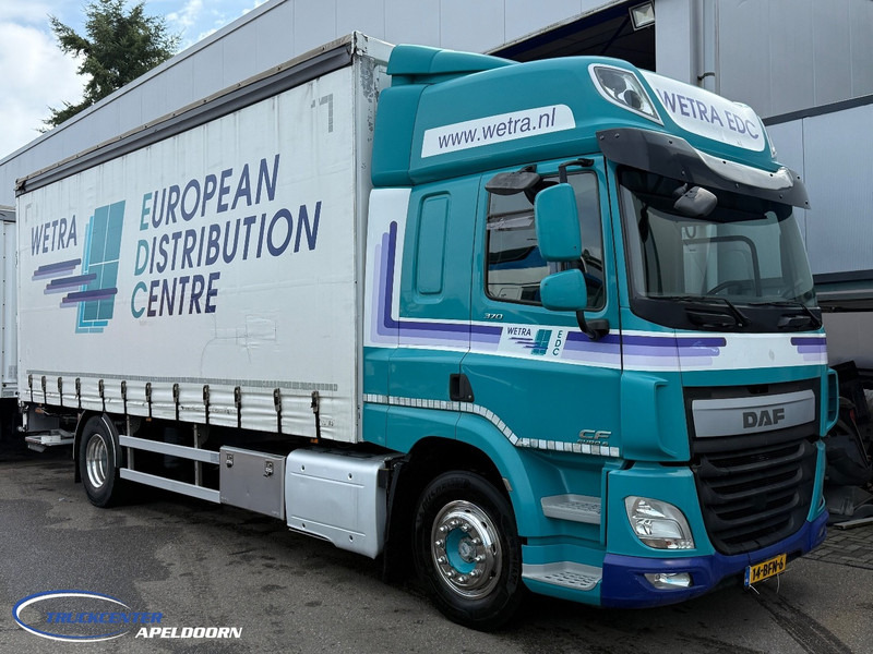 DAF CF 370 FA Space Cab, Sliding roof, Loading lift, Euro 6 - Tent veoauto: pilt 1 DAF CF 370 FA Space Cab, Sliding roof, Loading lift, Euro 6 - Tent veoauto: pilt 1