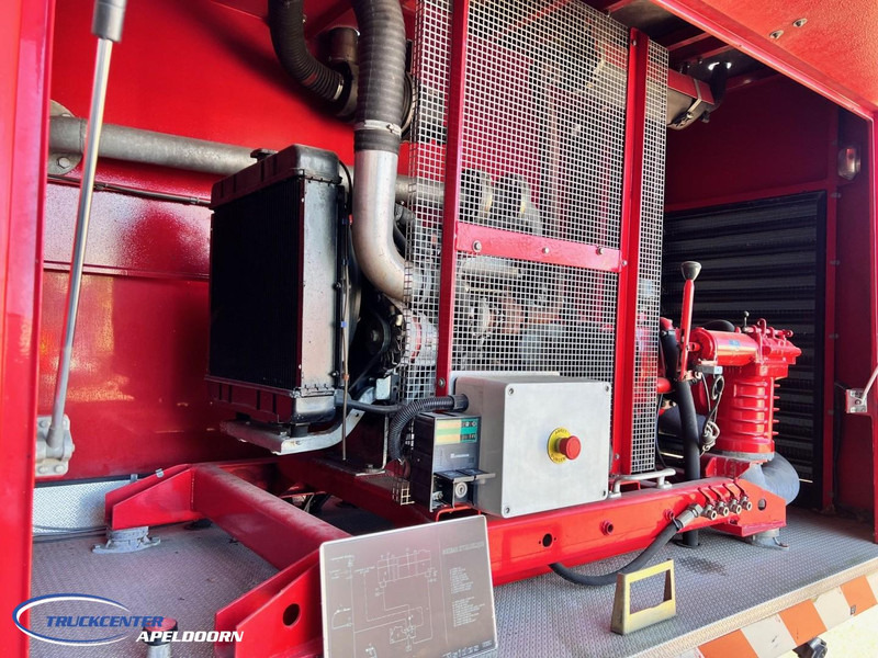 Renault Thomas Sides BS13 4x4, Twin engine! - Tuletõrjeauto: pilt 5 Renault Thomas Sides BS13 4x4, Twin engine! - Tuletõrjeauto: pilt 5