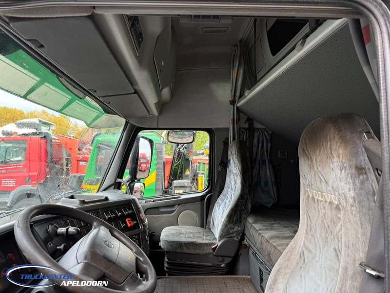 Volvo FH 12 - 460 Globetrotter XL, 770000 km! - Sadulveok: pilt 5 Volvo FH 12 - 460 Globetrotter XL, 770000 km! - Sadulveok: pilt 5
