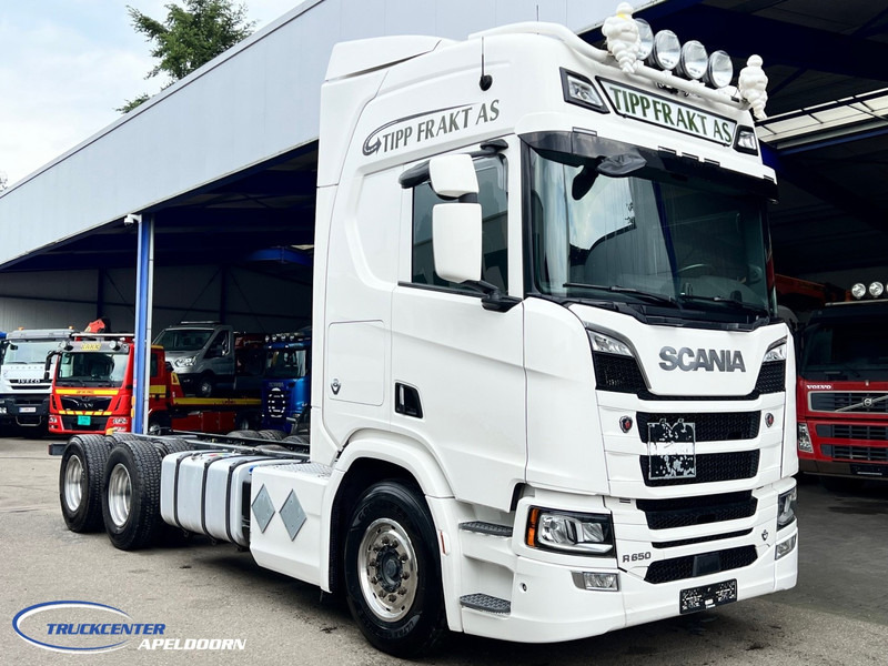 Scania R650 V8 NGS 6x4, Standclima, PTO, Retarder - Kabiinišassiiga veoauto: pilt 1 Scania R650 V8 NGS 6x4, Standclima, PTO, Retarder - Kabiinišassiiga veoauto: pilt 1