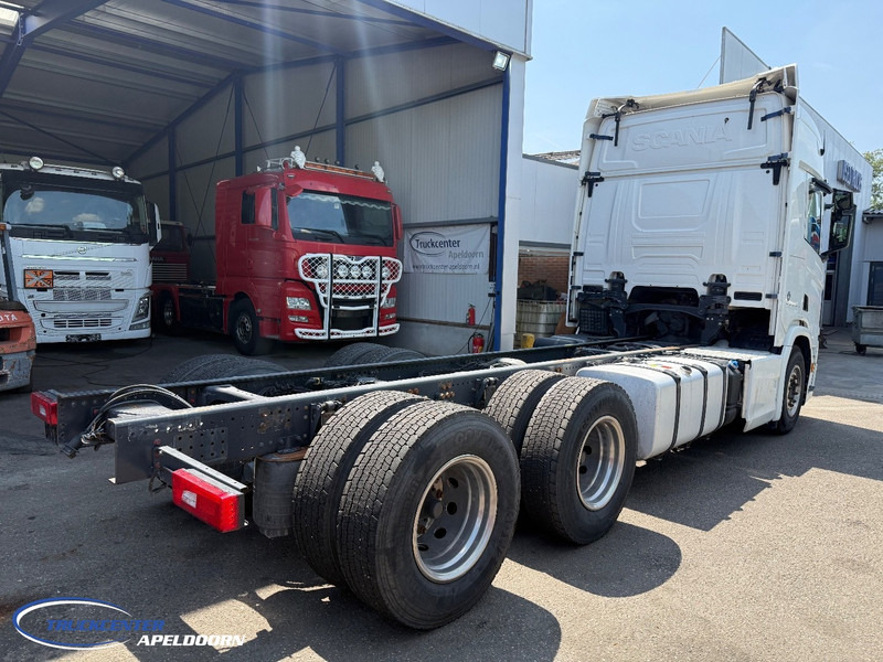 Scania R650 V8 NGS 6x4, Standclima, PTO, Retarder - Kabiinišassiiga veoauto: pilt 2 Scania R650 V8 NGS 6x4, Standclima, PTO, Retarder - Kabiinišassiiga veoauto: pilt 2