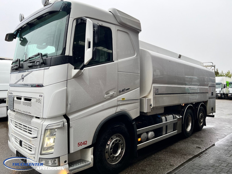 Volvo FH 540 17800 Liter, 4 Compartments, Retarder, Steering axle - Tsisternauto: pilt 3 Volvo FH 540 17800 Liter, 4 Compartments, Retarder, Steering axle - Tsisternauto: pilt 3