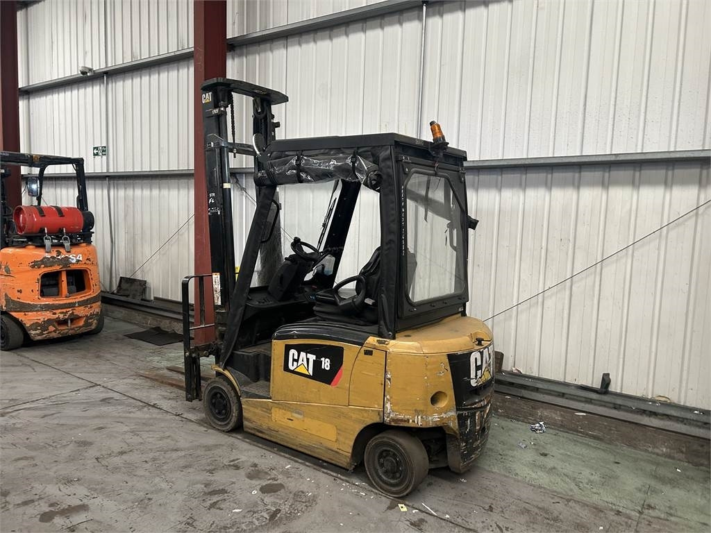 CAT EP18CPN - Elektritõstuk: pilt 3 CAT EP18CPN - Elektritõstuk: pilt 3