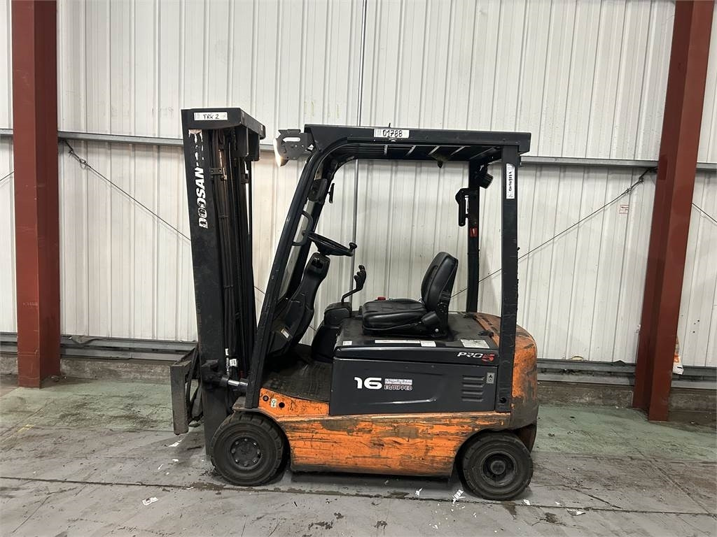 Doosan B16X-5 - Elektritõstuk: pilt 1 Doosan B16X-5 - Elektritõstuk: pilt 1