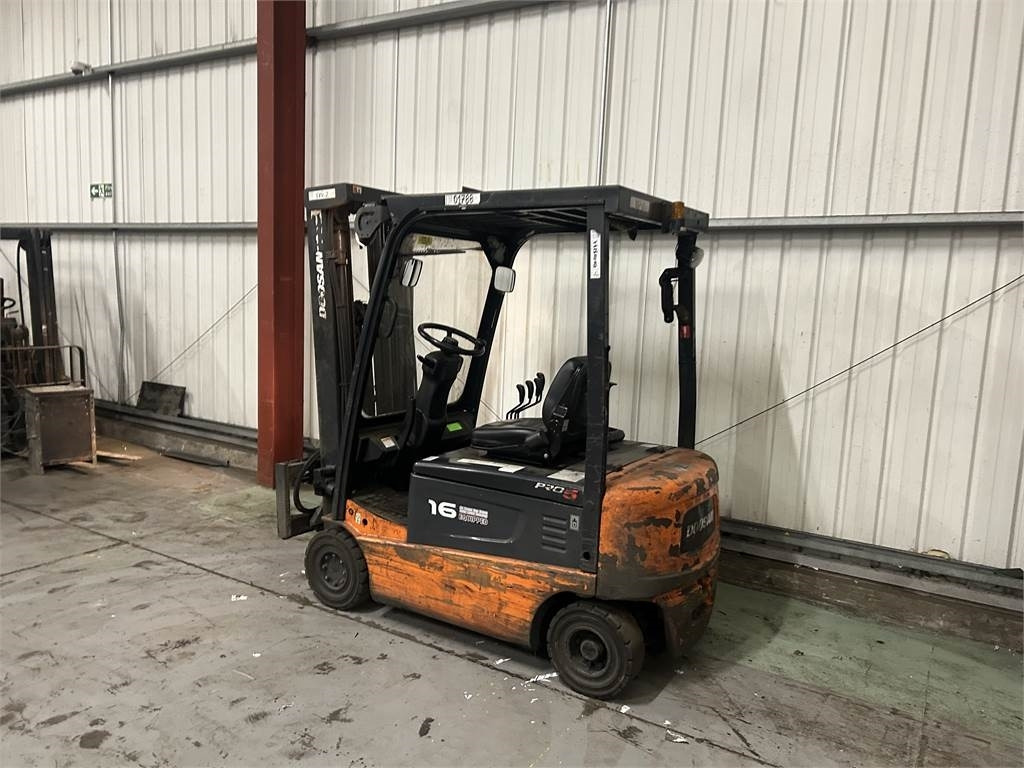 Doosan B16X-5 - Elektritõstuk: pilt 3 Doosan B16X-5 - Elektritõstuk: pilt 3