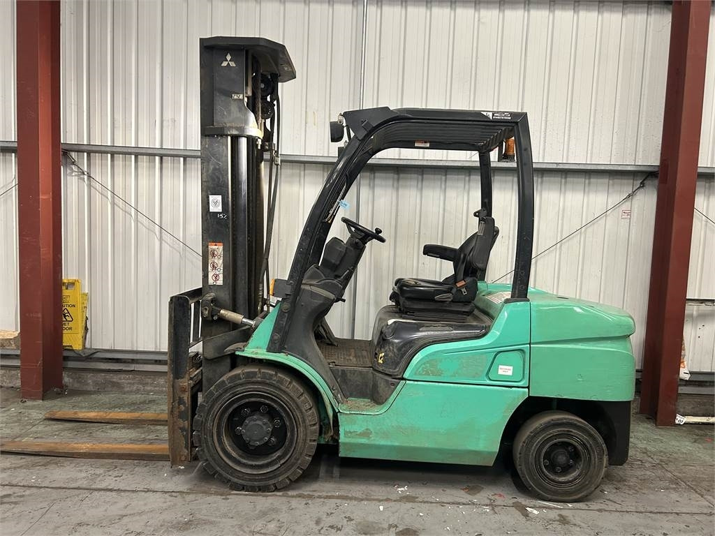 Mitsubishi FD35NT - Diiseltõstuk: pilt 1 Mitsubishi FD35NT - Diiseltõstuk: pilt 1