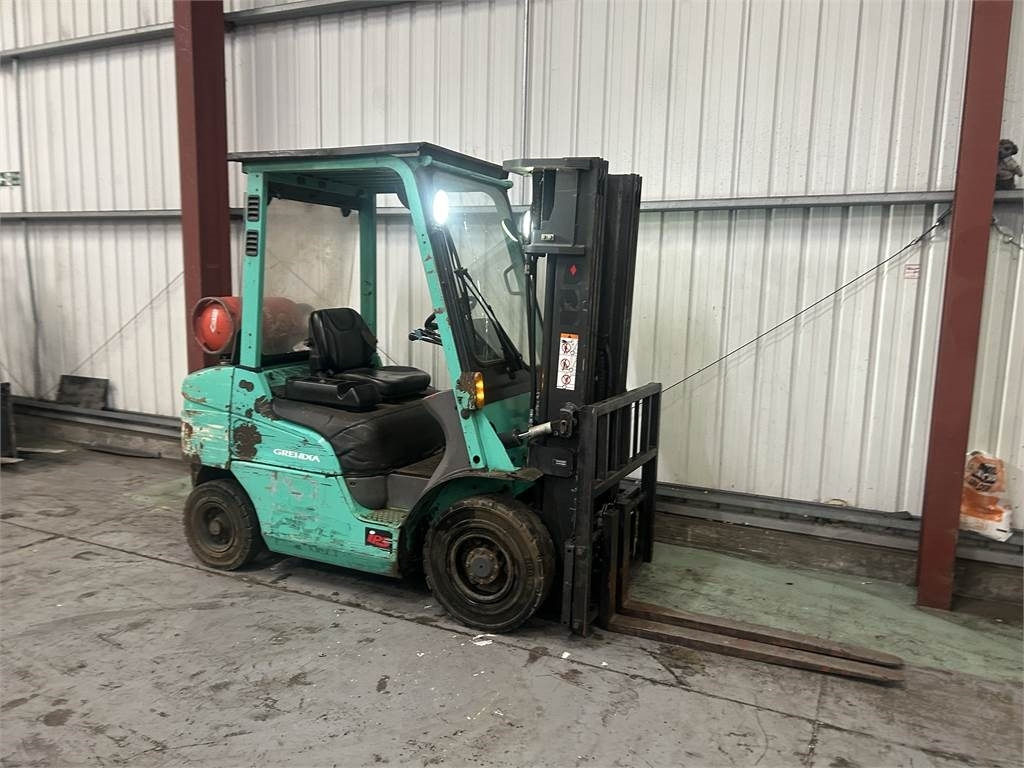 Mitsubishi FG25NT - Gaasitõstuk: pilt 4 Mitsubishi FG25NT - Gaasitõstuk: pilt 4