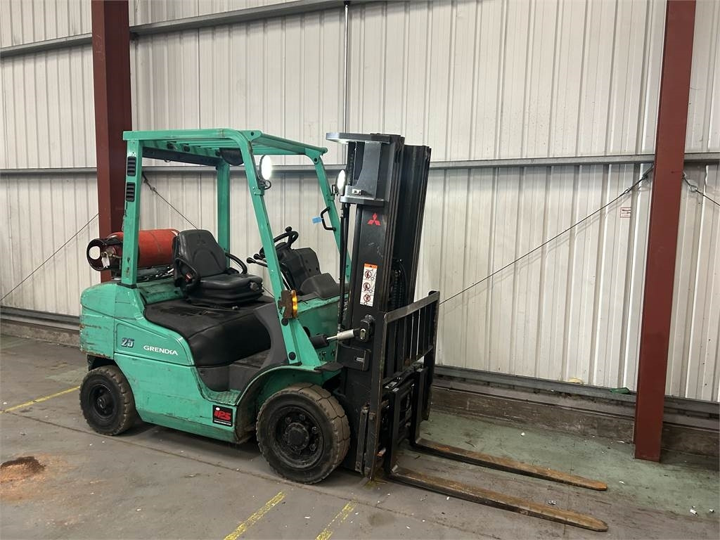 Mitsubishi FG25NT - Gaasitõstuk: pilt 4 Mitsubishi FG25NT - Gaasitõstuk: pilt 4