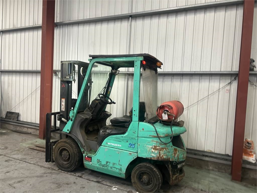 Mitsubishi FG25NT - Gaasitõstuk: pilt 3 Mitsubishi FG25NT - Gaasitõstuk: pilt 3