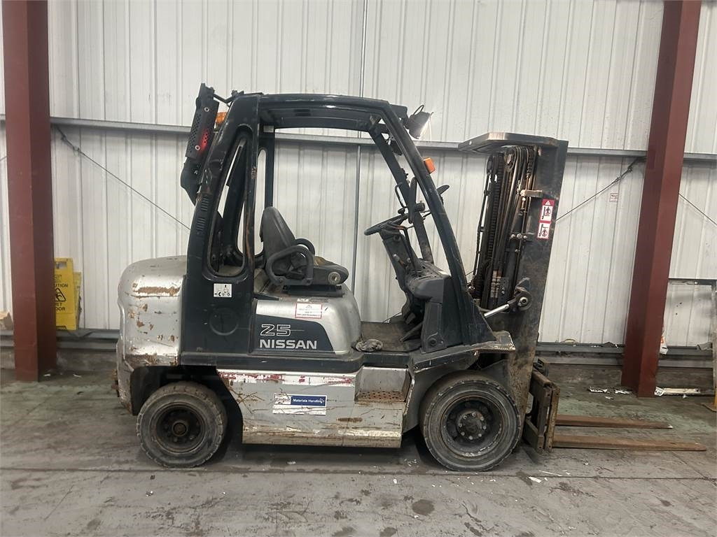 Nissan FD02A25Q - Diiseltõstuk: pilt 5 Nissan FD02A25Q - Diiseltõstuk: pilt 5