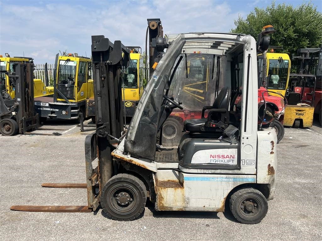 Nissan P1D1A15LQ - Gaasitõstuk: pilt 1 Nissan P1D1A15LQ - Gaasitõstuk: pilt 1