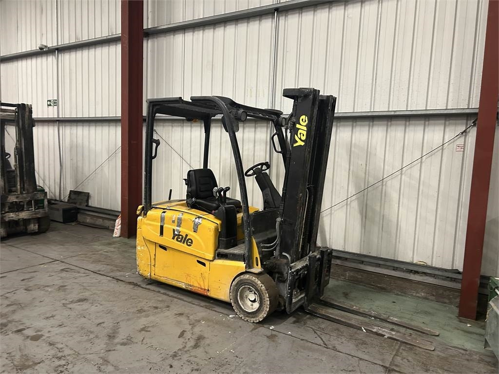Yale ERP18VT - Elektritõstuk: pilt 4 Yale ERP18VT - Elektritõstuk: pilt 4