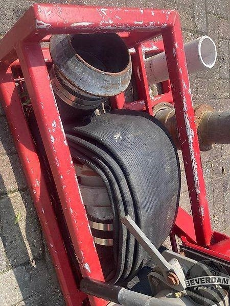 Bok met mestslangen en koppelingen - Sõnnikulaotur: pilt 5 Bok met mestslangen en koppelingen - Sõnnikulaotur: pilt 5