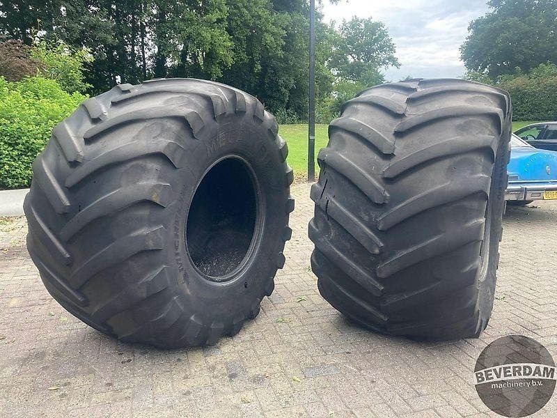 Michelin MEGA BIB 1050/50R32 - Rehv - Põllutööseade: pilt 1 Michelin MEGA BIB 1050/50R32 - Rehv - Põllutööseade: pilt 1