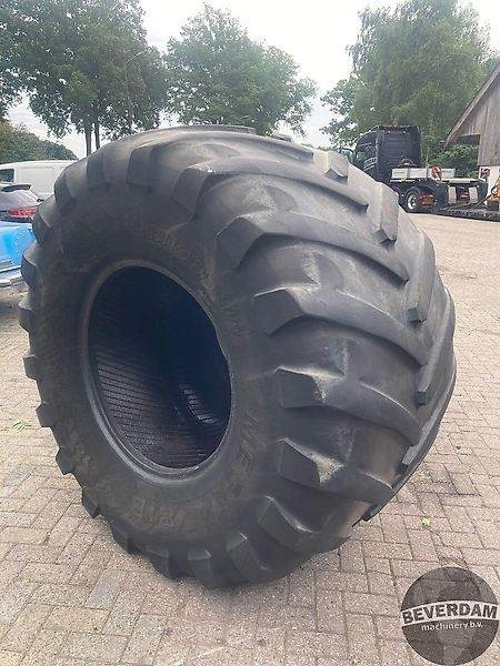 Michelin MEGA BIB 1050/50R32 - Rehv - Põllutööseade: pilt 5 Michelin MEGA BIB 1050/50R32 - Rehv - Põllutööseade: pilt 5