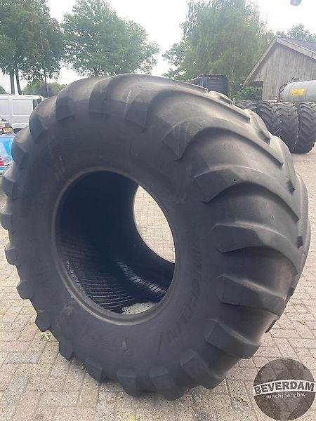 Michelin MEGA BIB 1050/50R32 - Rehv - Põllutööseade: pilt 4 Michelin MEGA BIB 1050/50R32 - Rehv - Põllutööseade: pilt 4