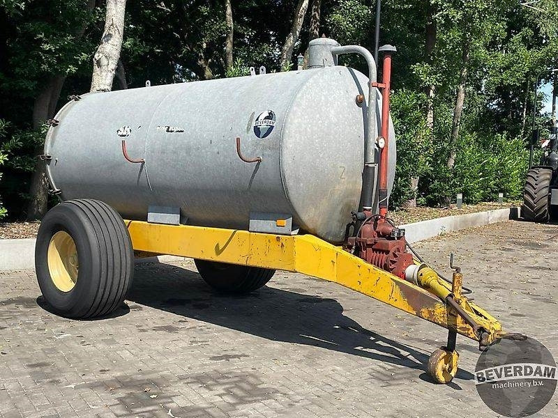 Schuitemaker 6800l watertank - Lägapütt: pilt 1 Schuitemaker 6800l watertank - Lägapütt: pilt 1