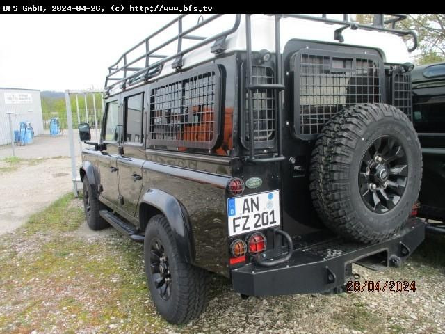 Defender 110 Td4 Land Rover Defender 110 TD4 - Puksiirauto: pilt 2 Defender 110 Td4 Land Rover Defender 110 TD4 - Puksiirauto: pilt 2