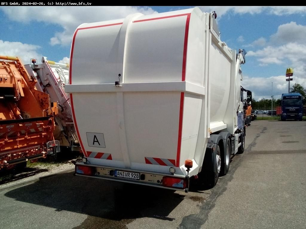 MAN TGS 26.330 6x2-2 BL HS FL Millennium 37 - HFS 85 - Prügiauto: pilt 2 MAN TGS 26.330 6x2-2 BL HS FL Millennium 37 - HFS 85 - Prügiauto: pilt 2