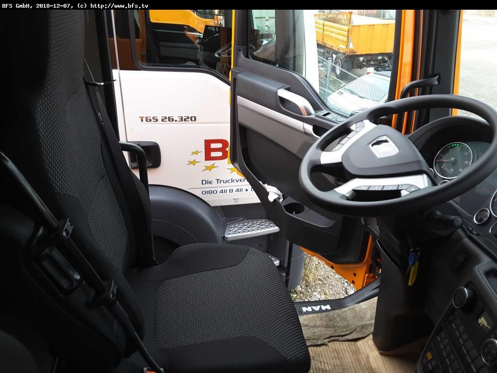 MAN TGS 28.320 6x2-4 BL HS HL Olympus 23W - Omni-DEK - Prügiauto: pilt 4 MAN TGS 28.320 6x2-4 BL HS HL Olympus 23W - Omni-DEK - Prügiauto: pilt 4