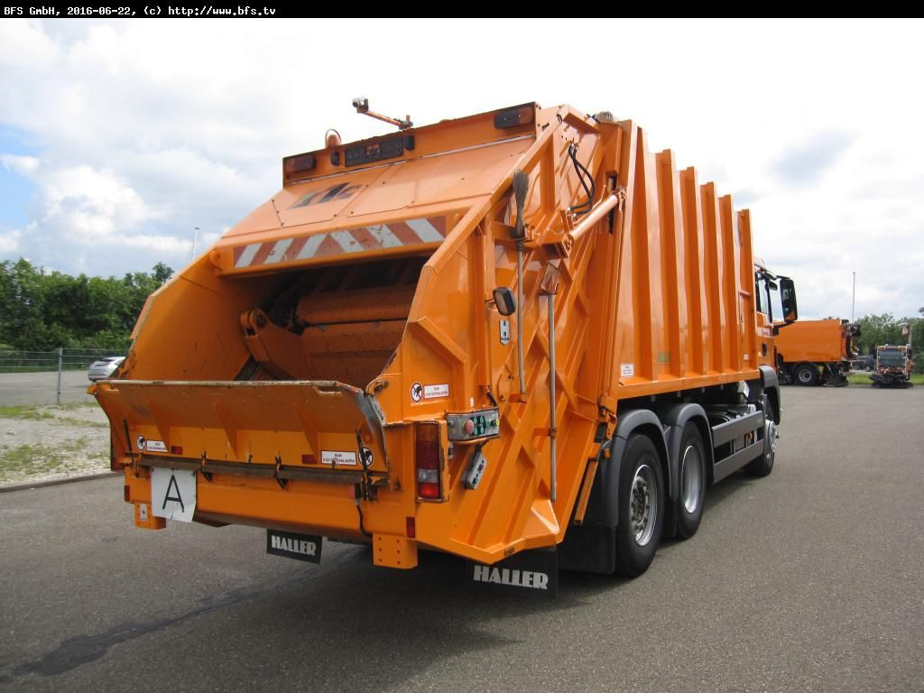 MAN TGS 28.320 6x2-4 BL Sperrmüll Haller M21 x1 C oh - Prügiauto: pilt 2 MAN TGS 28.320 6x2-4 BL Sperrmüll Haller M21 x1 C oh - Prügiauto: pilt 2