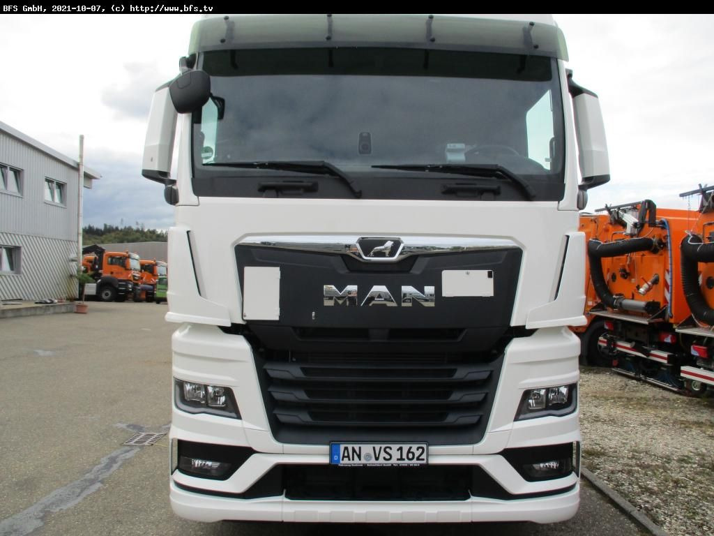 MAN TGX (TG3) 26.510 6x2-4 LL CH Multiwechsler - Konteinerveduk/ Tõstukiga veoauto: pilt 2 MAN TGX (TG3) 26.510 6x2-4 LL CH Multiwechsler - Konteinerveduk/ Tõstukiga veoauto: pilt 2