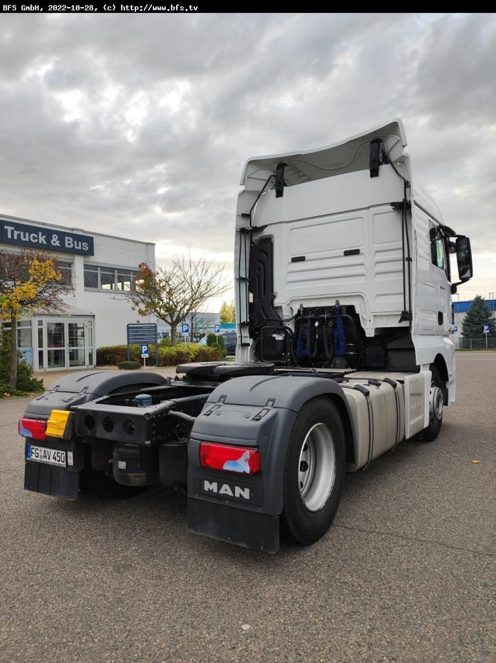 MAN TGX 18.470 4x2 BLS Sattelzugamschine Standard - Sadulveok: pilt 2 MAN TGX 18.470 4x2 BLS Sattelzugamschine Standard - Sadulveok: pilt 2