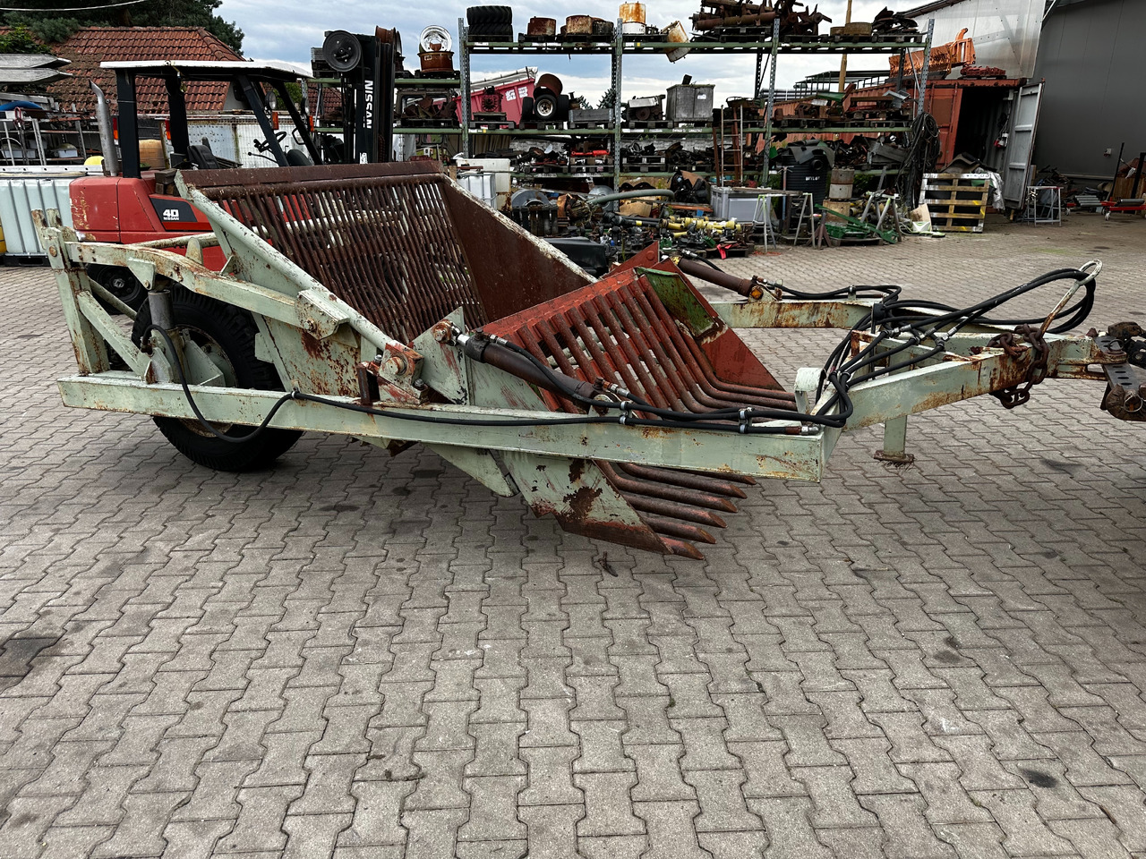Zbieracz kamieni Fortschritt Steinsammler Steinsammelwagen - Maaharimisseadmed: pilt 3 Zbieracz kamieni Fortschritt Steinsammler Steinsammelwagen - Maaharimisseadmed: pilt 3