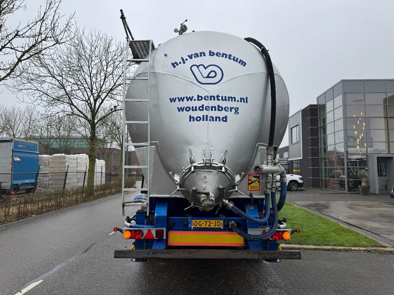 Atcomex 10 UNITS - 3 AXLE KIPPER BULK 1 COMP. 60 - Silo poolhaagis: pilt 3 Atcomex 10 UNITS - 3 AXLE KIPPER BULK 1 COMP. 60 - Silo poolhaagis: pilt 3
