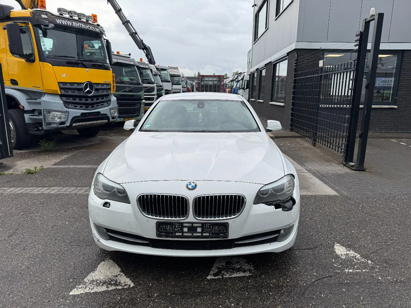 BMW 5 Serie 525D AUTOMATIC NAVI STATION - Auto: pilt 2 BMW 5 Serie 525D AUTOMATIC NAVI STATION - Auto: pilt 2