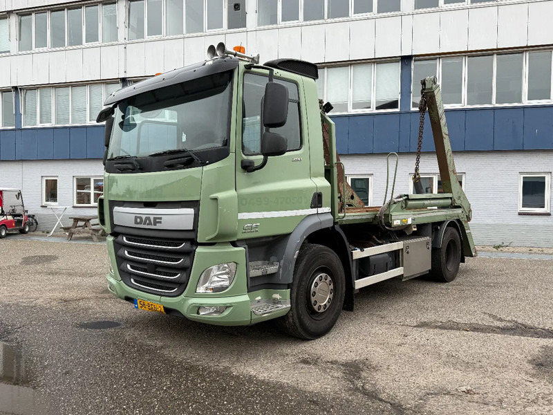 DAF CF 290 4X2 EURO 6 + MULTILIFT SKIPLOADER (HIAB) - Nöörtõstukiga veoauto: pilt 2 DAF CF 290 4X2 EURO 6 + MULTILIFT SKIPLOADER (HIAB) - Nöörtõstukiga veoauto: pilt 2