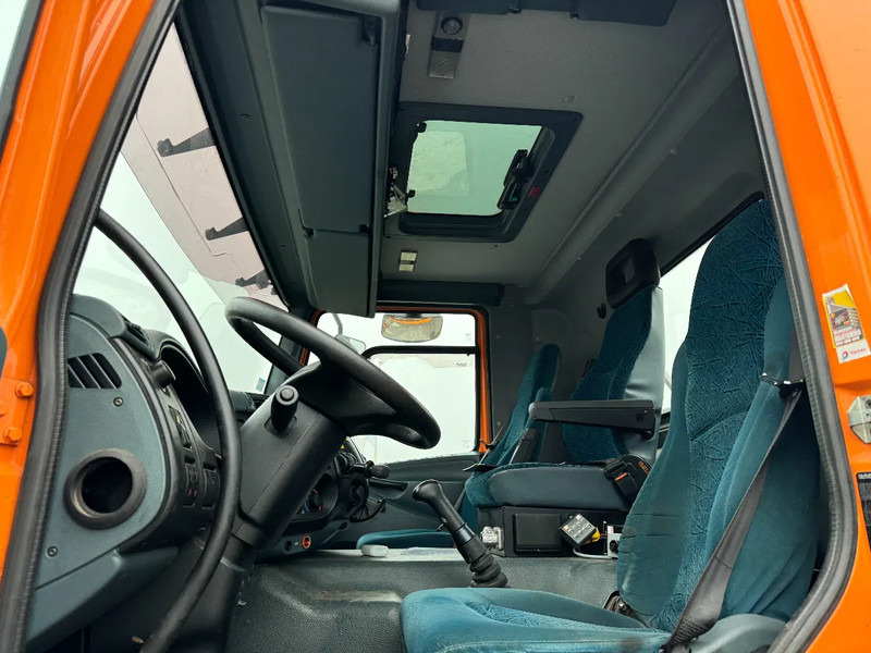 DAF CF 75.310 6X4 EURO 3 FULL STEEL MANUAL GEARBOX liising DAF CF 75.310 6X4 EURO 3 FULL STEEL MANUAL GEARBOX: pilt 10