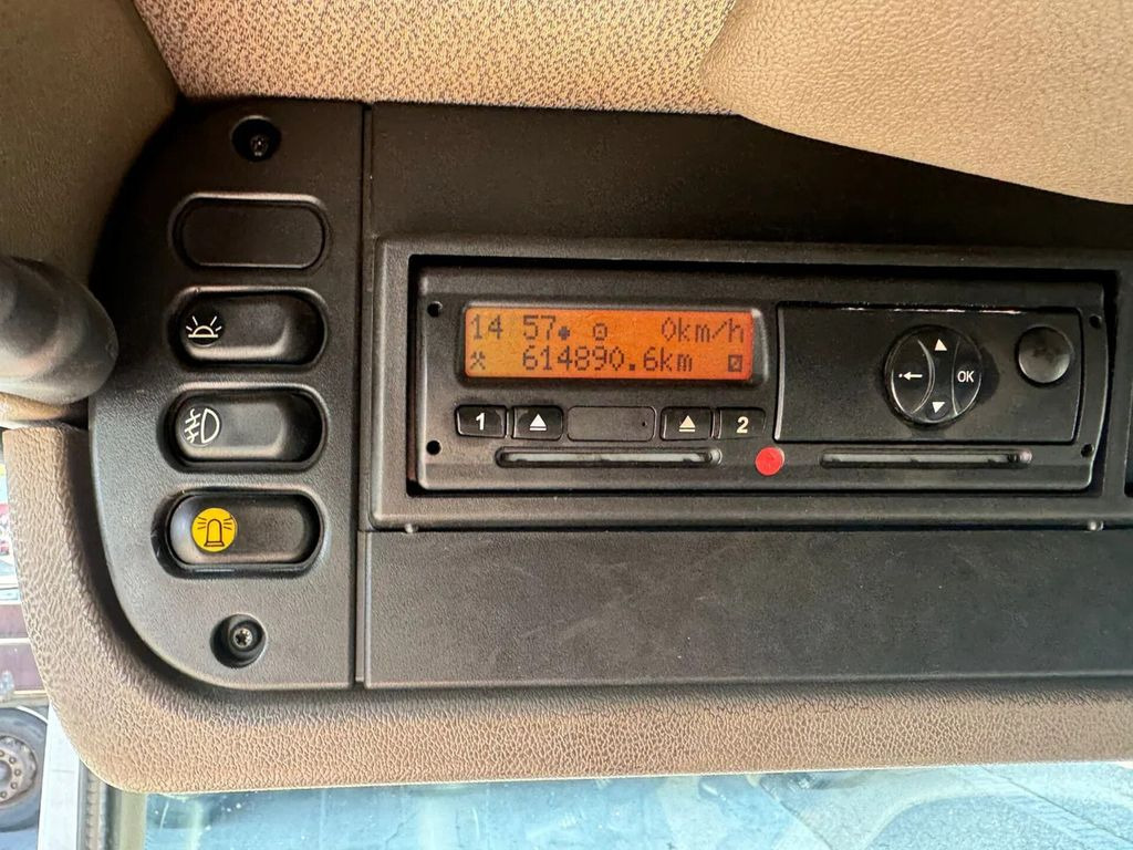 DAF CF 85 8x2 HIAB 422E8 REMOTE CONTROLE  liising DAF CF 85 8x2 HIAB 422E8 REMOTE CONTROLE: pilt 11