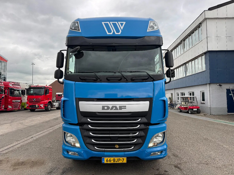 DAF XF 460 6X2 EURO 6 + HERTOGHS HANGER - Tent veoauto: pilt 2 DAF XF 460 6X2 EURO 6 + HERTOGHS HANGER - Tent veoauto: pilt 2