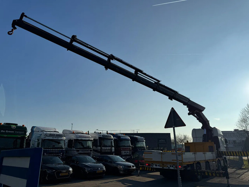 DAF XF 460 8X2 - EURO 6 + HIAB 855 EP-6 + REMOTE + STEERING AXLE - Kraanaga veoauto: pilt 3 DAF XF 460 8X2 - EURO 6 + HIAB 855 EP-6 + REMOTE + STEERING AXLE - Kraanaga veoauto: pilt 3