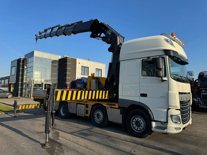 DAF XF 460 8X2 - EURO 6 + HIAB 855 EP-6 + REMOTE + STEERING AXLE - Kraanaga veoauto: pilt 2 DAF XF 460 8X2 - EURO 6 + HIAB 855 EP-6 + REMOTE + STEERING AXLE - Kraanaga veoauto: pilt 2