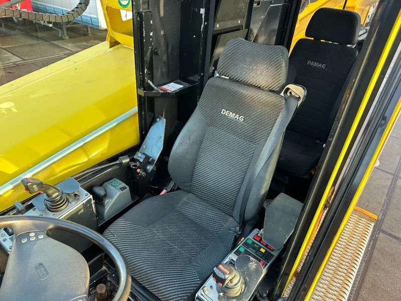 Demag AC60 CITY CLASS 8X8 WHIT FLY JIP liising Demag AC60 CITY CLASS 8X8 WHIT FLY JIP: pilt 18