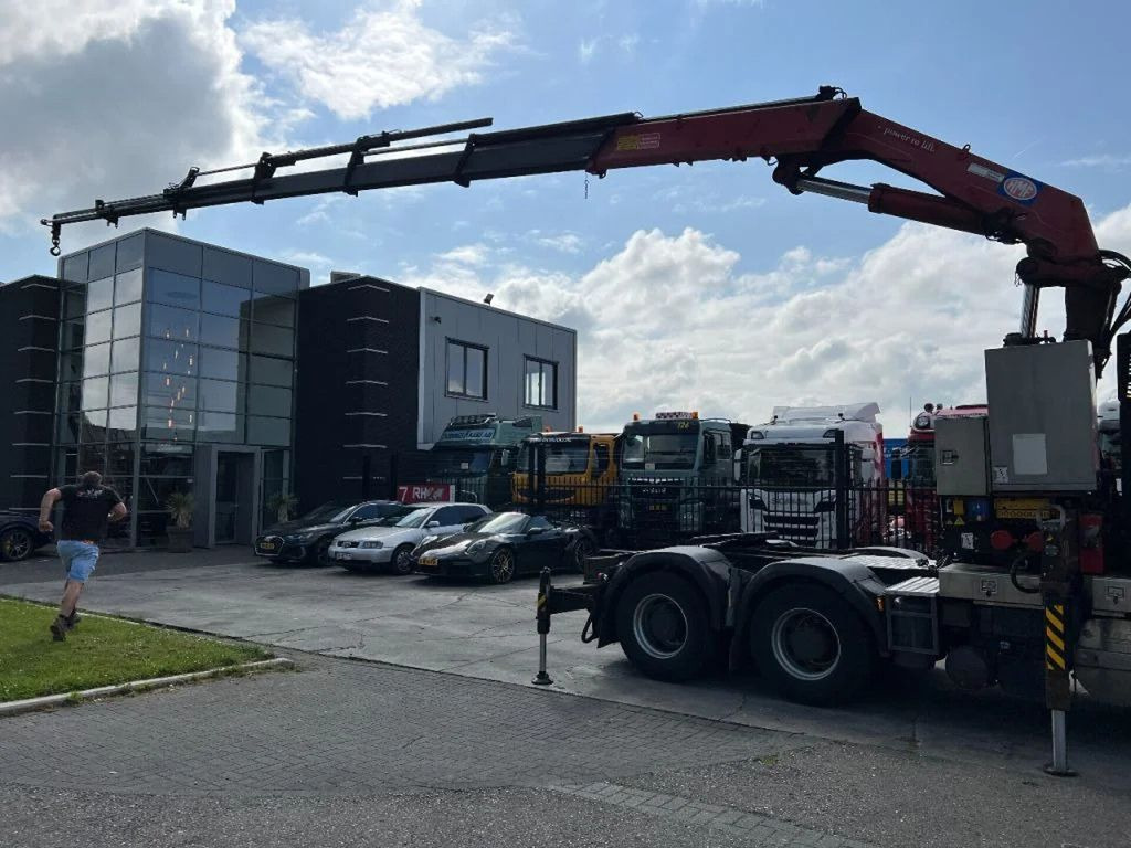 HMF 4220 K6 + REMOTE CTRL - 4 OUTRIGGERS 4220 K6 - Kraana-manipulaator - Veoauto: pilt 2 HMF 4220 K6 + REMOTE CTRL - 4 OUTRIGGERS 4220 K6 - Kraana-manipulaator - Veoauto: pilt 2
