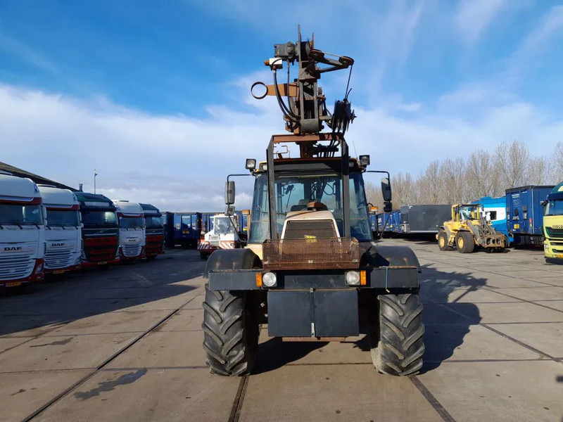 JCB HMV 155T-65 HMV 155T-65 FASTRAC 4X4 - Traktor: pilt 2 JCB HMV 155T-65 HMV 155T-65 FASTRAC 4X4 - Traktor: pilt 2