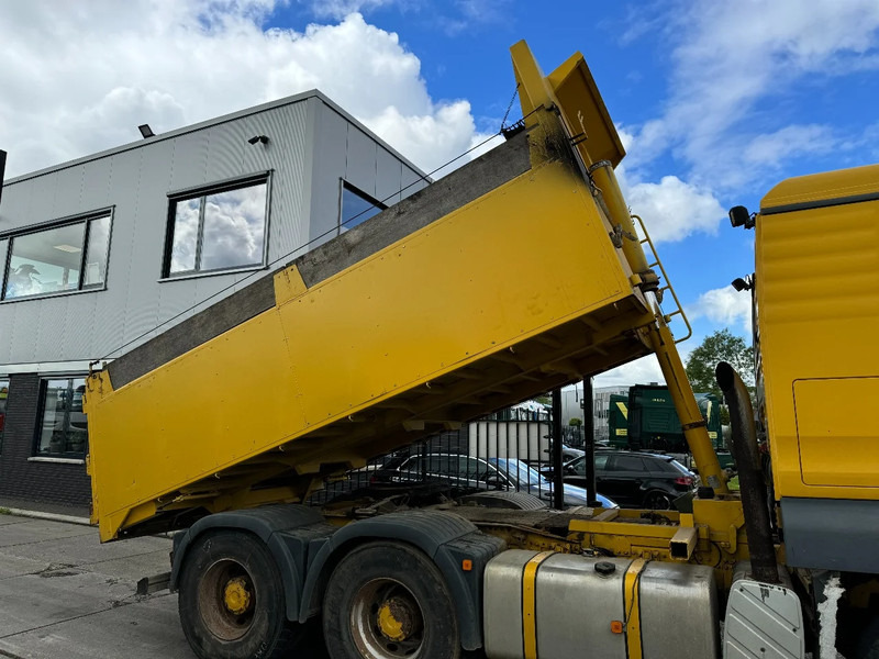 MAN TGA 26.530 6X4 MANUAL 3 PEDALS TIPPER KIPPER - Kallurauto: pilt 3 MAN TGA 26.530 6X4 MANUAL 3 PEDALS TIPPER KIPPER - Kallurauto: pilt 3