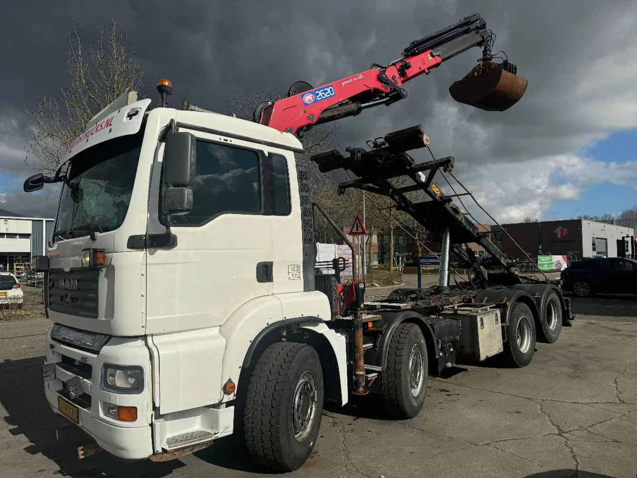 MAN TGA 35.440 8X2 - EURO 4 + HMF 2620K-RC 2018! + R - Konkstõstukiga veoauto, Kraanaga veoauto: pilt 3 MAN TGA 35.440 8X2 - EURO 4 + HMF 2620K-RC 2018! + R - Konkstõstukiga veoauto, Kraanaga veoauto: pilt 3