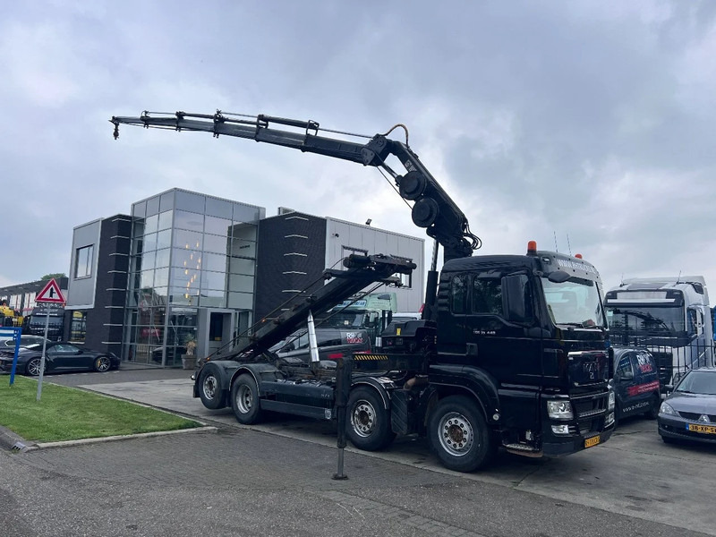 MAN TGS 35.440 8X2-4 + HIAB 220C-5 REMOTE + CABLE LIFT AUTOMATIC - Kraanaga veoauto: pilt 1 MAN TGS 35.440 8X2-4 + HIAB 220C-5 REMOTE + CABLE LIFT AUTOMATIC - Kraanaga veoauto: pilt 1