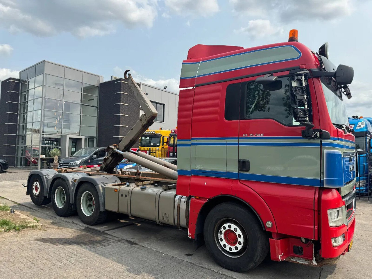 MAN TGX 35.540 - 8X4 - EURO 5 + AJK HOOK + LIFT/STEE - Konkstõstukiga veoauto: pilt 3 MAN TGX 35.540 - 8X4 - EURO 5 + AJK HOOK + LIFT/STEE - Konkstõstukiga veoauto: pilt 3