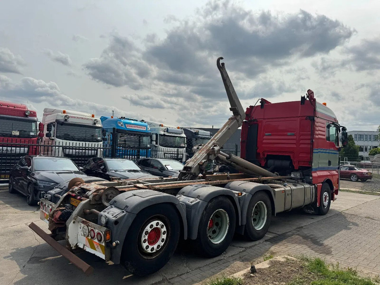 MAN TGX 35.540 - 8X4 - EURO 5 + AJK HOOK + LIFT/STEE - Konkstõstukiga veoauto: pilt 4 MAN TGX 35.540 - 8X4 - EURO 5 + AJK HOOK + LIFT/STEE - Konkstõstukiga veoauto: pilt 4