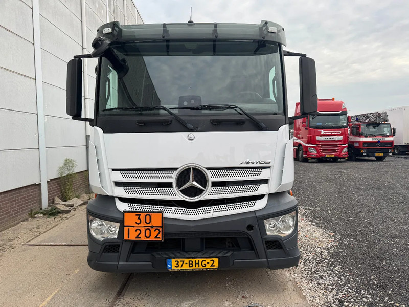 Mercedes-Benz Antos 2836 EURO 6 24.000 LITER TANK 4 COMP. TÜV 06-2026 - Tsisternauto: pilt 2 Mercedes-Benz Antos 2836 EURO 6 24.000 LITER TANK 4 COMP. TÜV 06-2026 - Tsisternauto: pilt 2