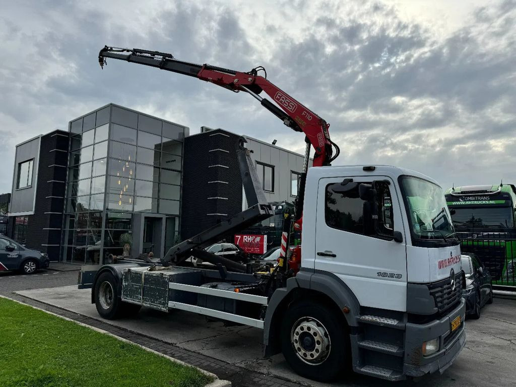 Mercedes-Benz Atego 1923 + 2011 FASSI F110 + 2011 VDS HOOKLIFT - Kraanaga veoauto, Konkstõstukiga veoauto: pilt 1 Mercedes-Benz Atego 1923 + 2011 FASSI F110 + 2011 VDS HOOKLIFT - Kraanaga veoauto, Konkstõstukiga veoauto: pilt 1