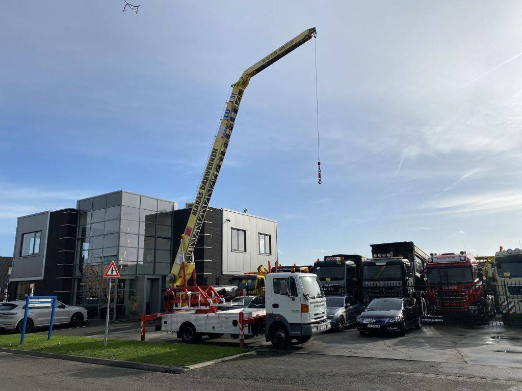 Nissan ATLEON 140 + KLAAS ALU-KRAN 28 METER MET REMOTE - Kraanaga veoauto: pilt 1 Nissan ATLEON 140 + KLAAS ALU-KRAN 28 METER MET REMOTE - Kraanaga veoauto: pilt 1