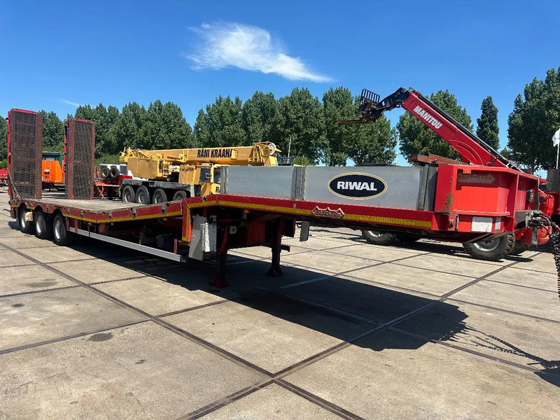 Nooteboom MCO-48-03 FORCED STEERING, 3,5 M EXTENDABLE, LIFTING DECK, WINCH, DUBBLE HYDRAULIC RAMPS - Madal platvormpoolhaagis: pilt 3 Nooteboom MCO-48-03 FORCED STEERING, 3,5 M EXTENDABLE, LIFTING DECK, WINCH, DUBBLE HYDRAULIC RAMPS - Madal platvormpoolhaagis: pilt 3