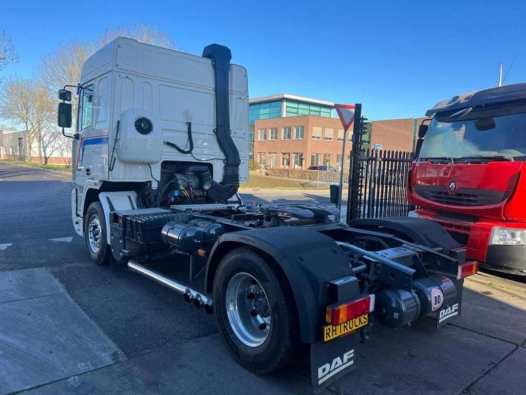 DAF 95.400 4X2 RESTORED/RESTAURIERT/GERESTAUREERD - Sadulveok: pilt 4 DAF 95.400 4X2 RESTORED/RESTAURIERT/GERESTAUREERD - Sadulveok: pilt 4