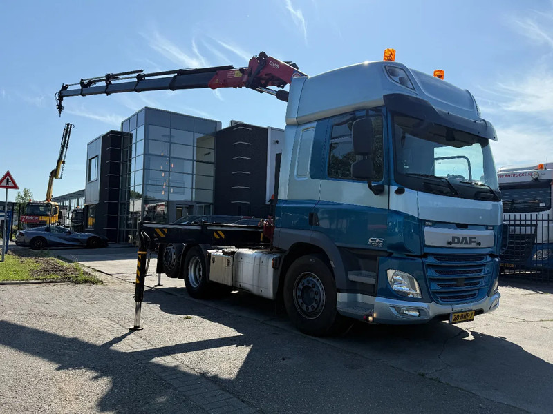 DAF CF 440 6X2 EURO 6 + HMF 3220-K5 REMOTE 5E & 6E FUNCTIE - Sadulveok: pilt 2 DAF CF 440 6X2 EURO 6 + HMF 3220-K5 REMOTE 5E & 6E FUNCTIE - Sadulveok: pilt 2